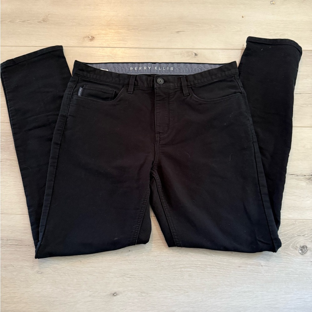 Perry Ellis Men's Slim Black Jeans